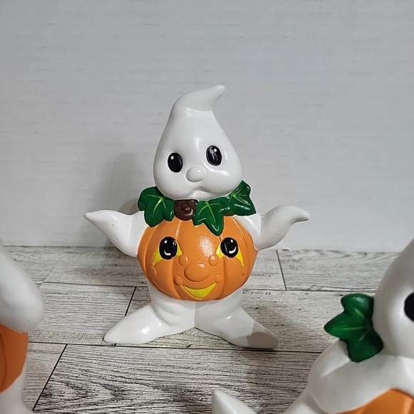 Spooky Ceramic Set of 4 Pumpkin Ghosts Nostalgic Halloween Decor  Handpainted 5" - Picture 4 of 7